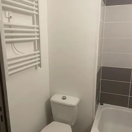 Studio Proche Gare Rer Apartamento *