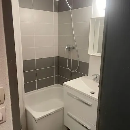 Studio Proche Gare Rer * Cergy