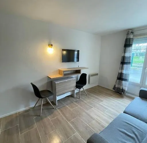 Studio Proche Gare Rer 아파트